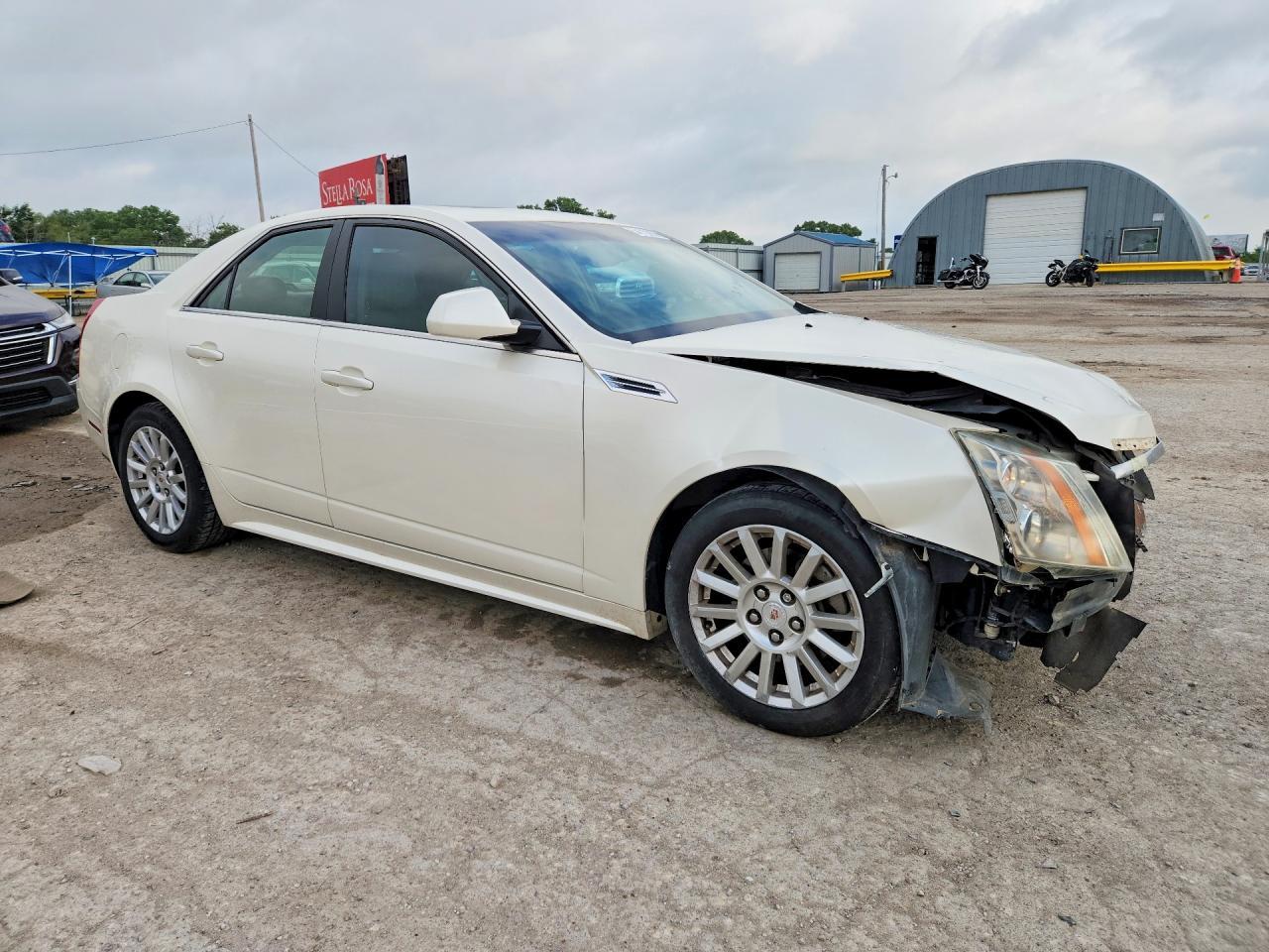 2010 Cadillac Cts Luxury Collection - Image 4