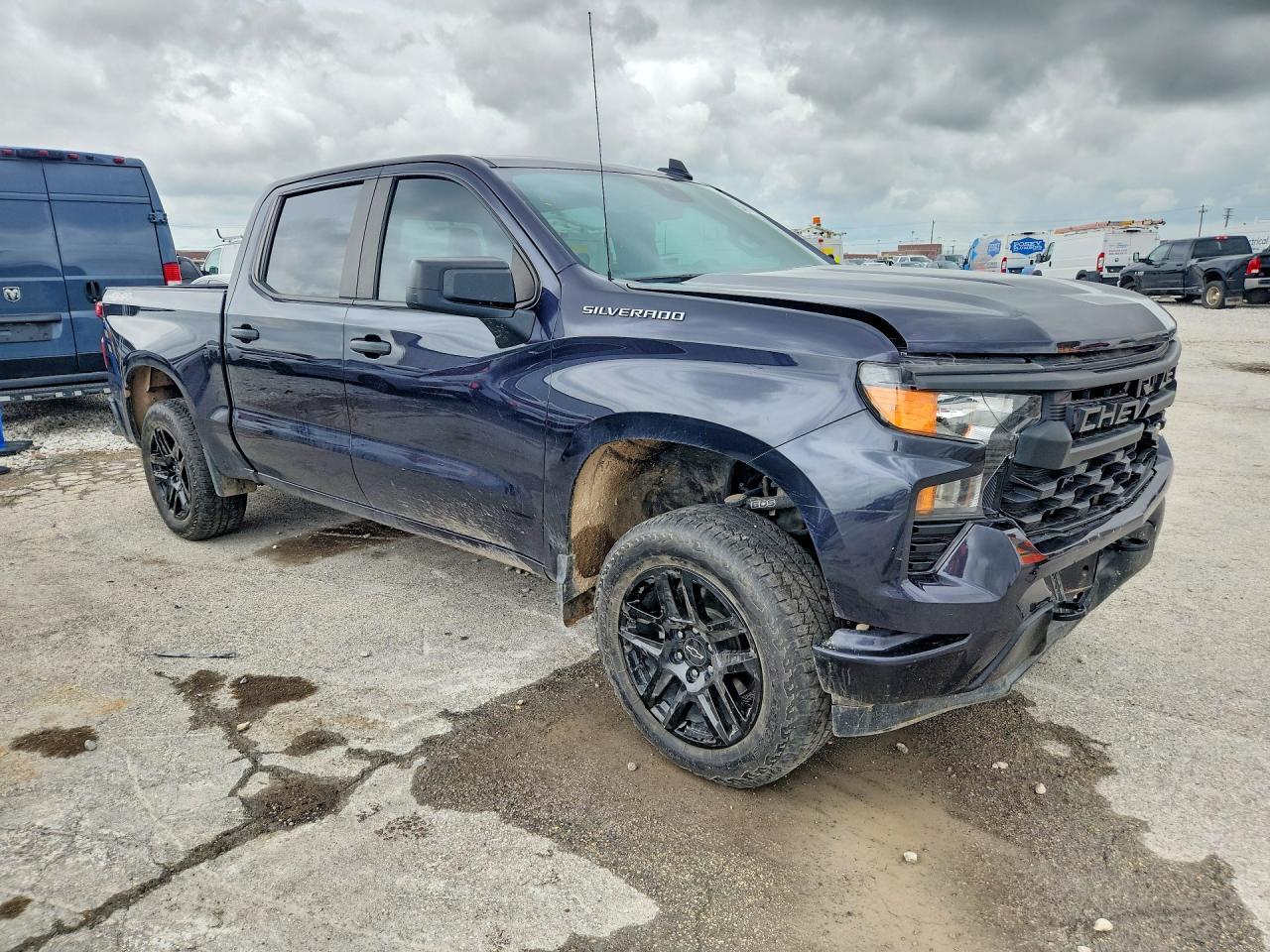2022 Chevrolet Silverado K1500 Custom - Image 4