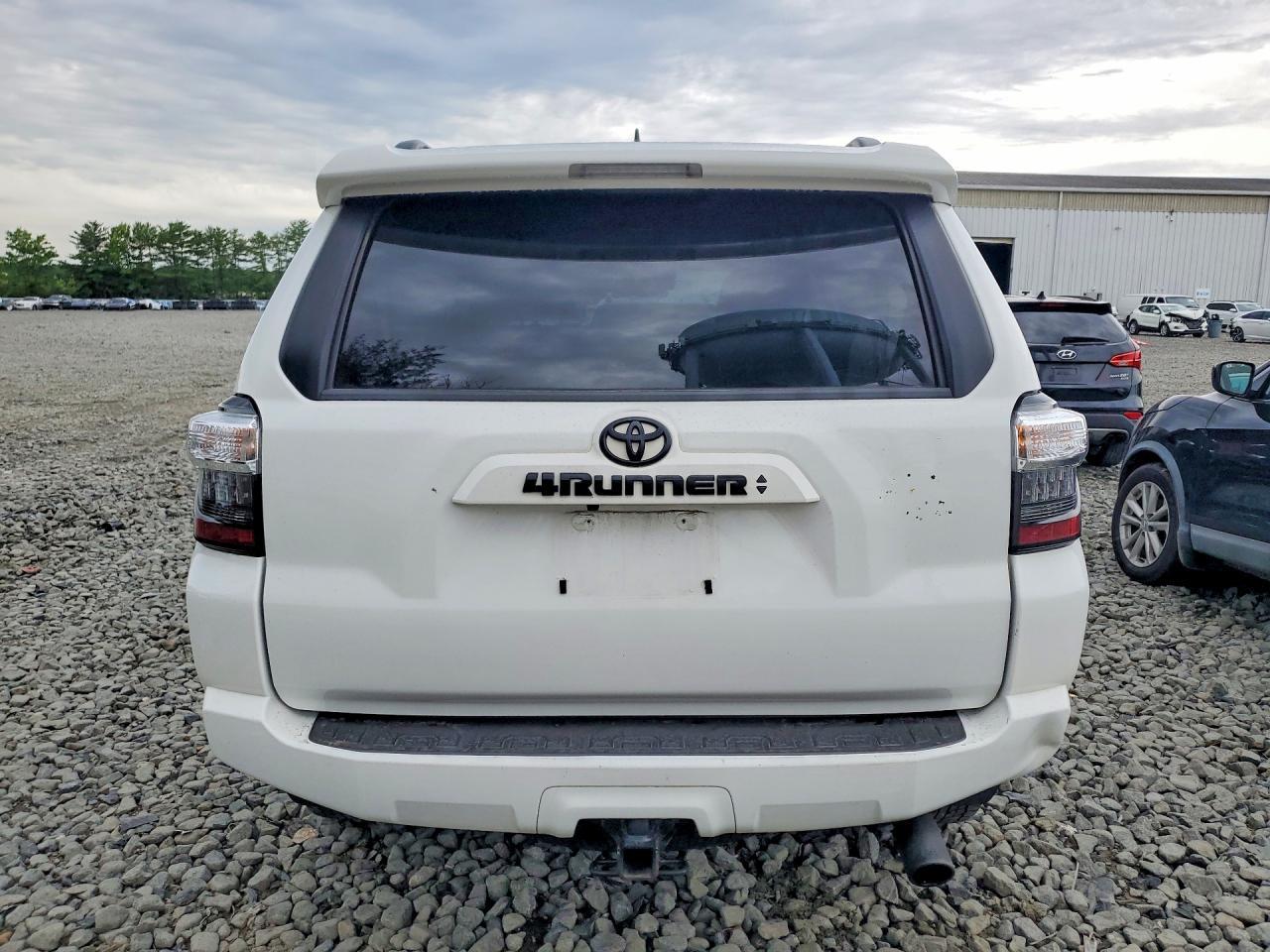 2023 Toyota 4Runner Sr5 - Фото 6