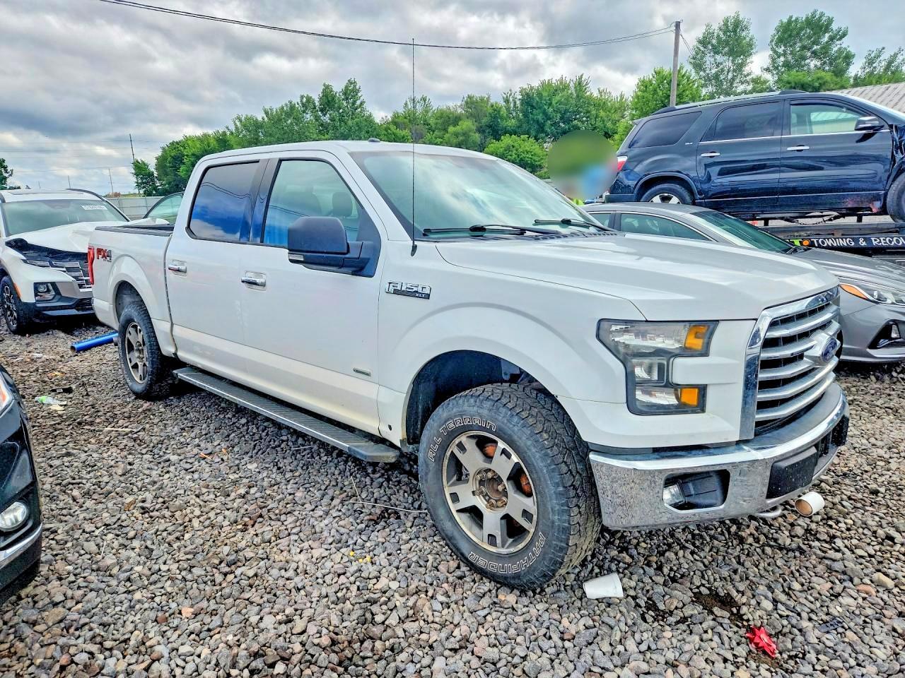 2015 Ford F150 Supercrew - Image 4