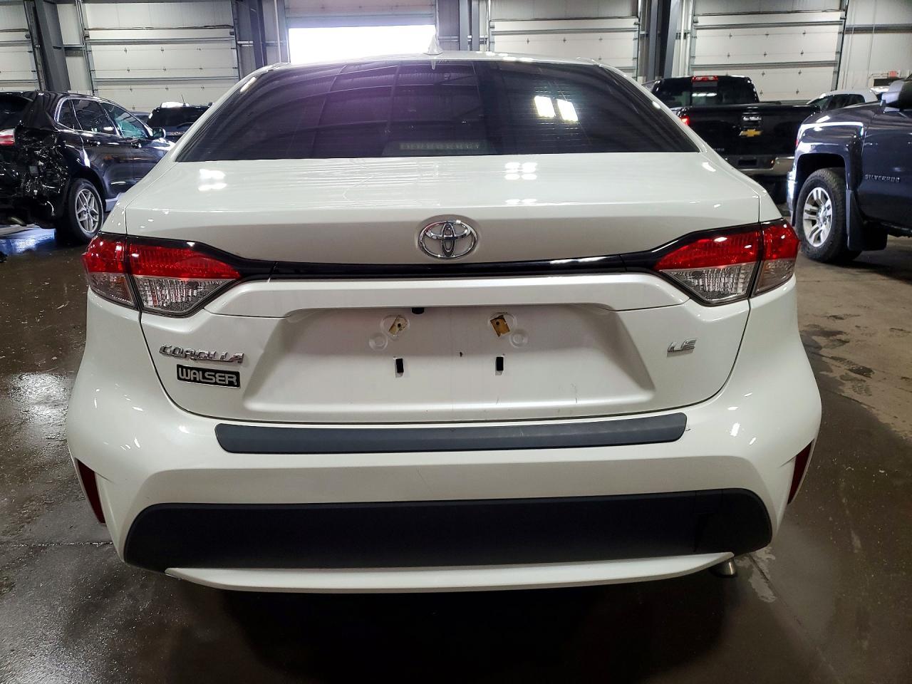 2021 Toyota Corolla Le - Фото 6