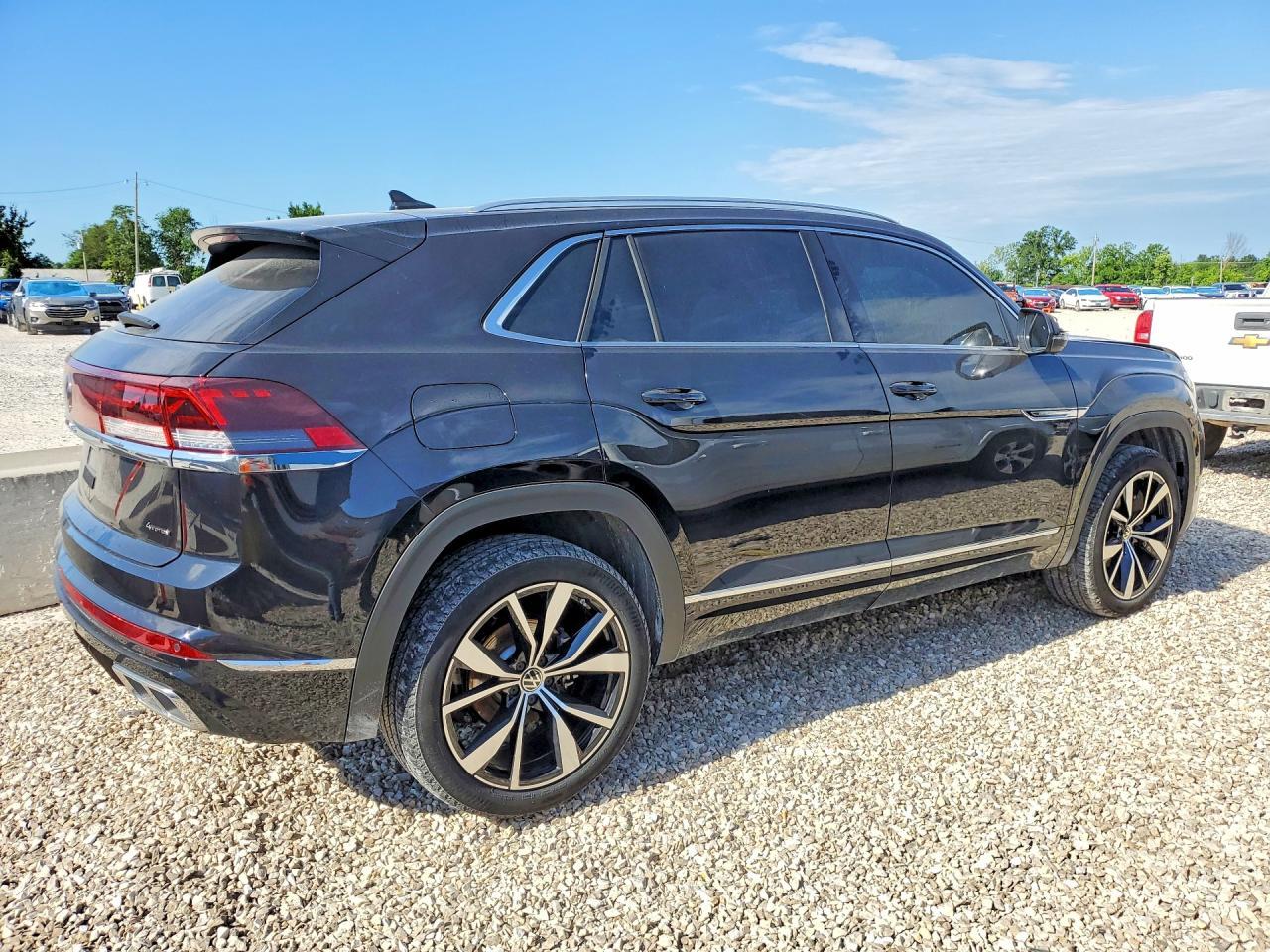 2025 Volkswagen Atlas Cross Sport Sel Premium R-Line - Фото 3