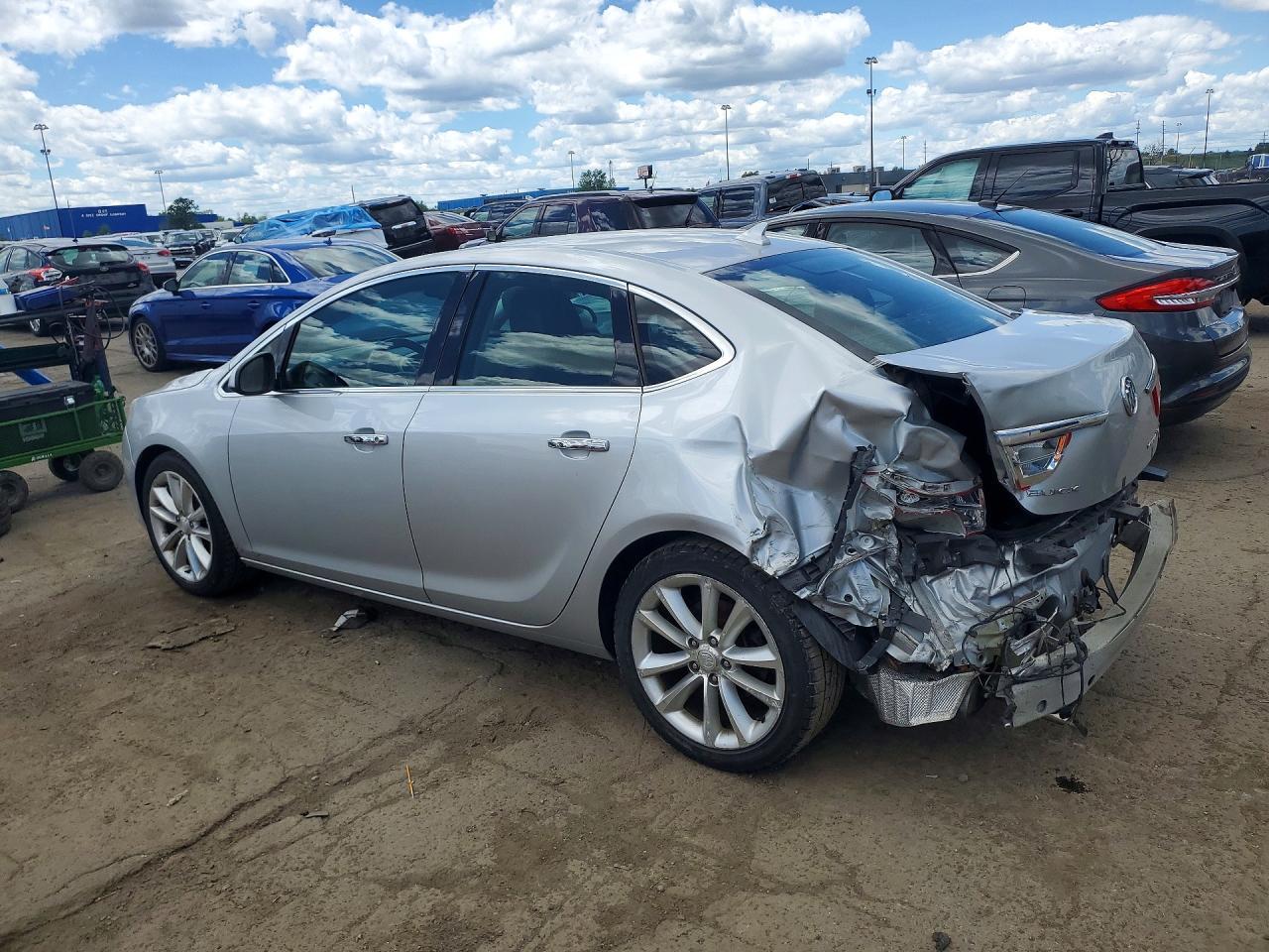 2013 Buick Verano - Фото 2
