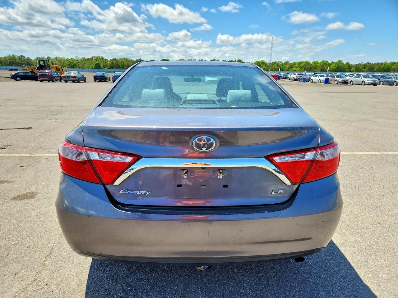 2017 Toyota Camry Le - Фото 6