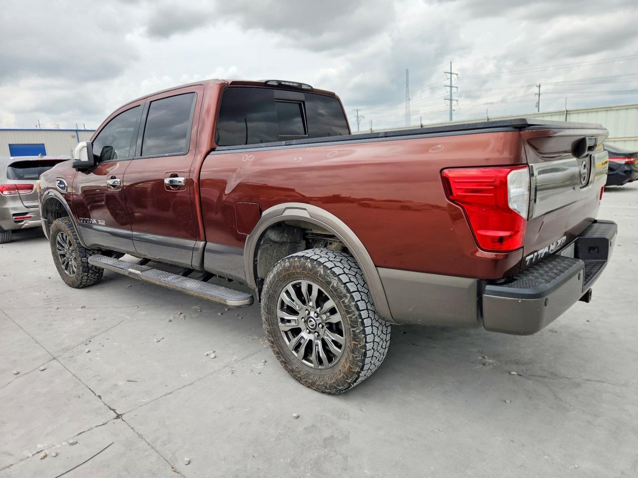2016 Nissan Titan Xd - Image 2