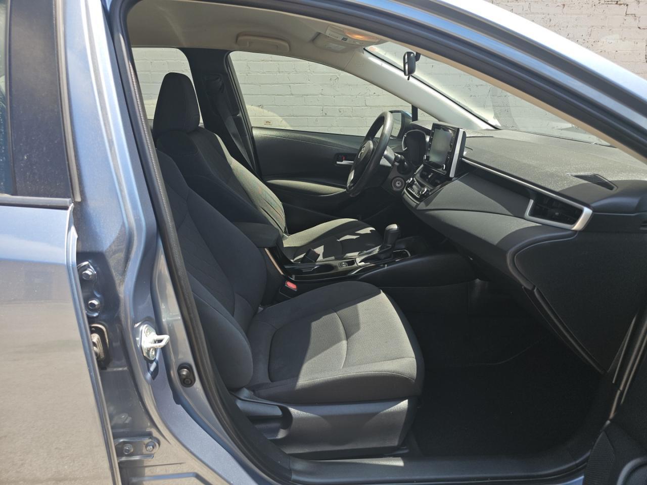 2020 Toyota Corolla Le - Фото 5