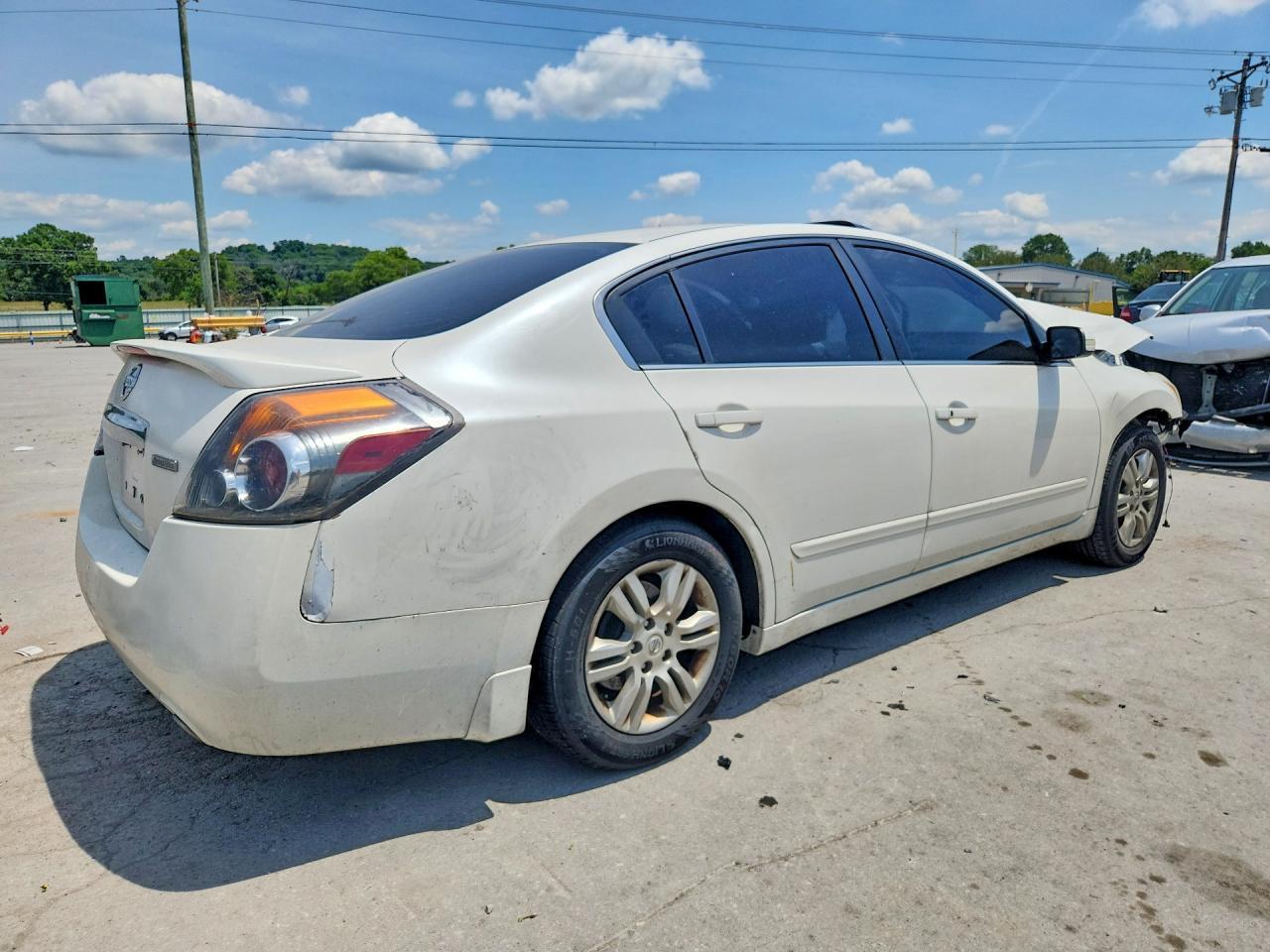 2010 Nissan Altima 2.5 - Фото 3