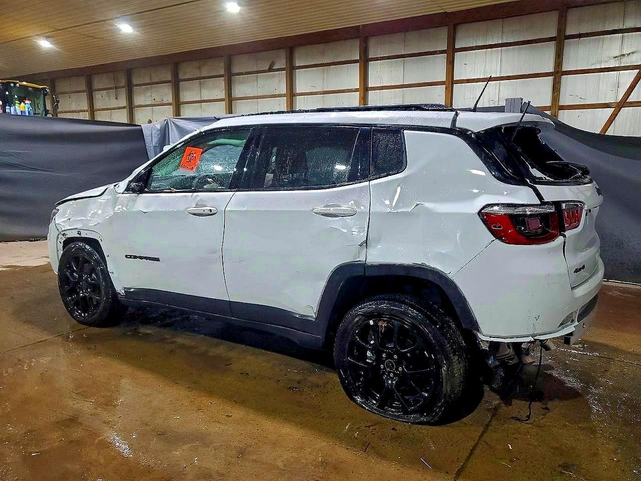 2025 Jeep Compass Latitude - Image 2
