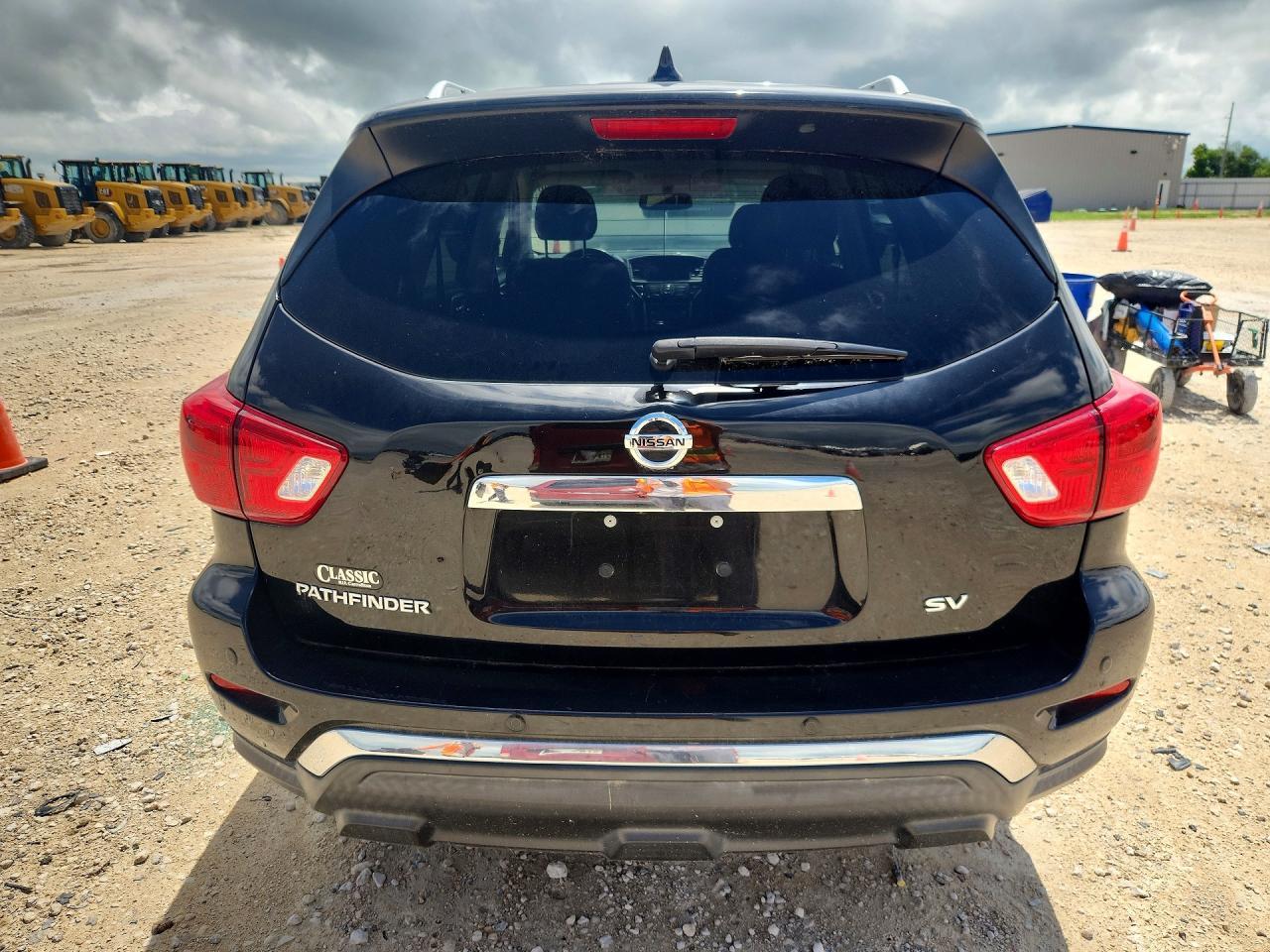 2019 Nissan Pathfinder Sv - Image 6