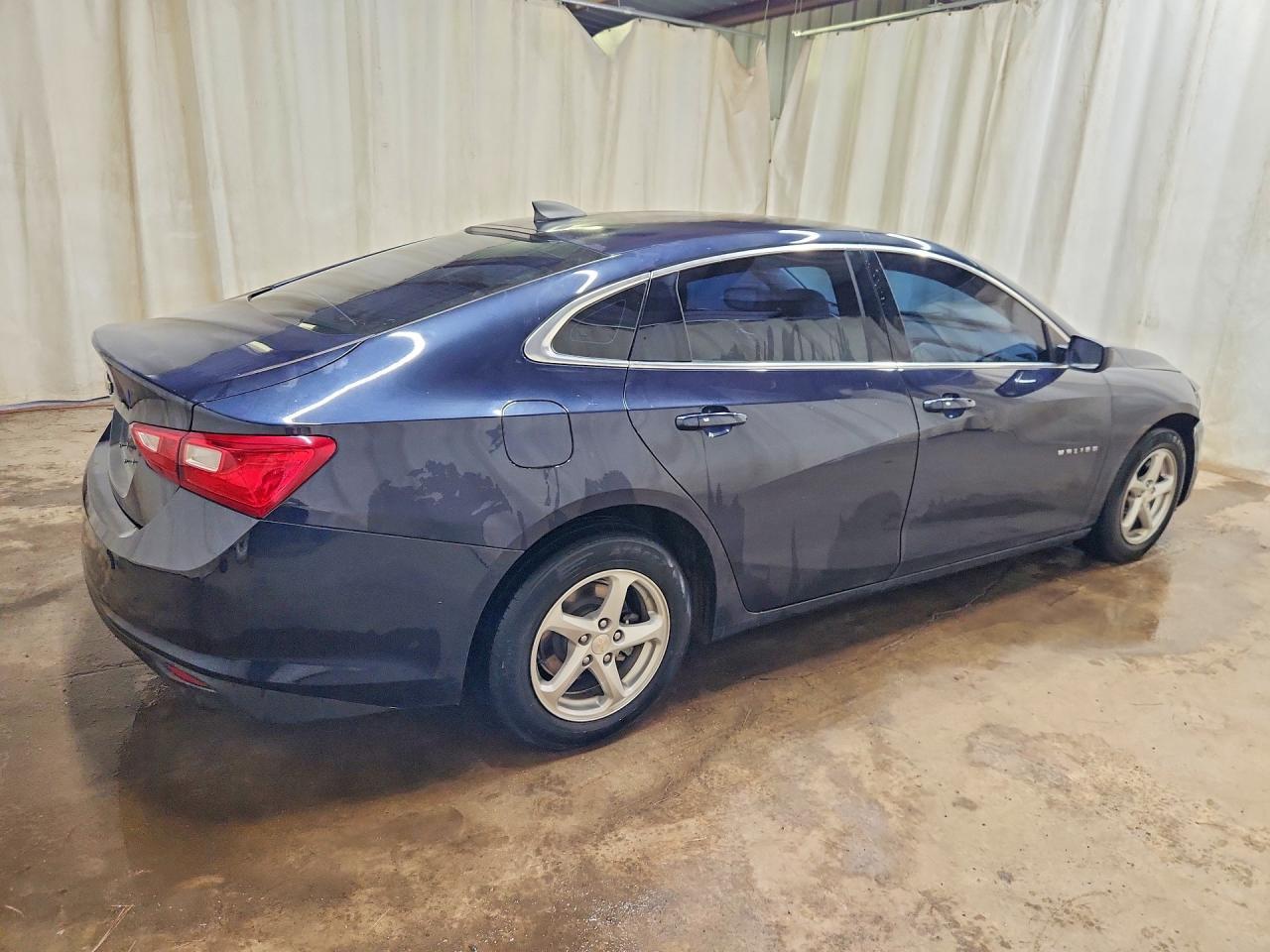 2017 Chevrolet Malibu Ls - Image 3