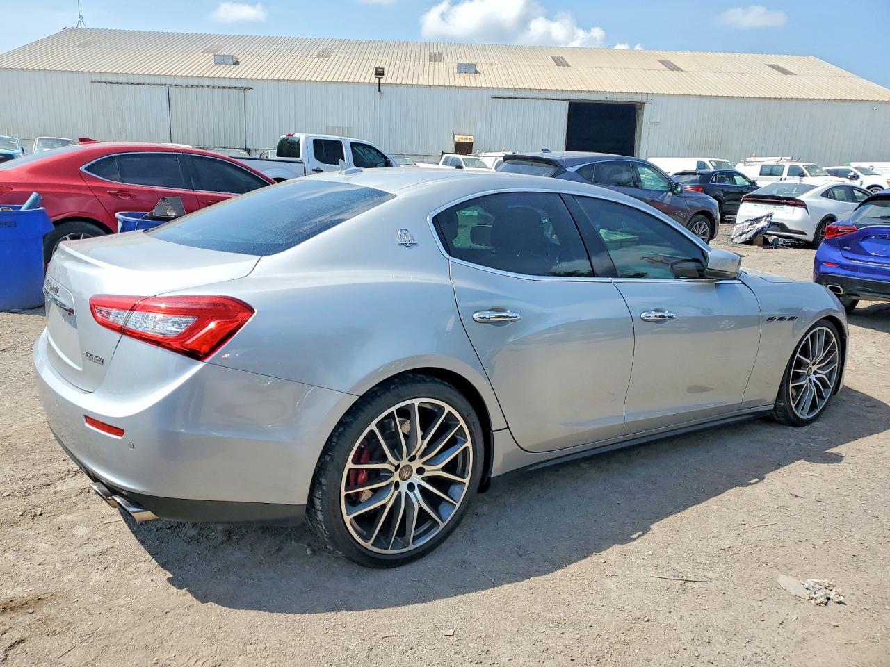 2015 Maserati Ghibli S - Image 3