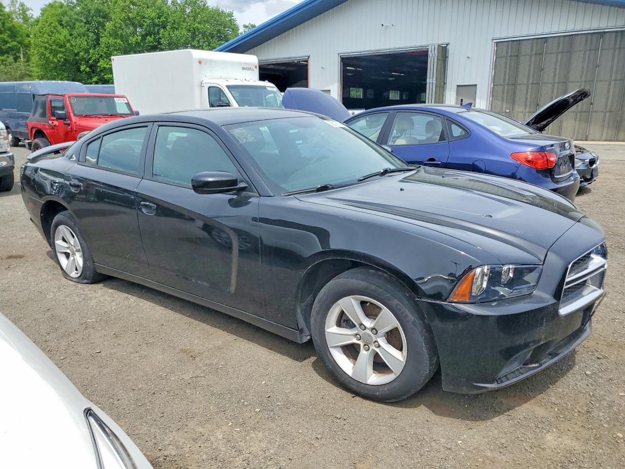2014 Dodge Charger Se - Image 4
