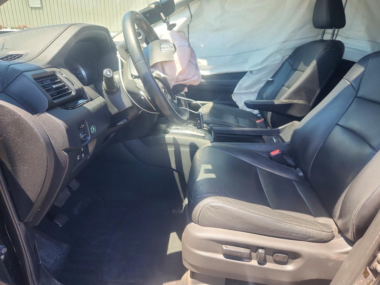 2016 Honda Pilot Touring - Image 7