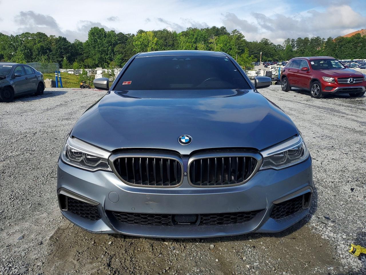 2018 BMW 5 Series - Image 5