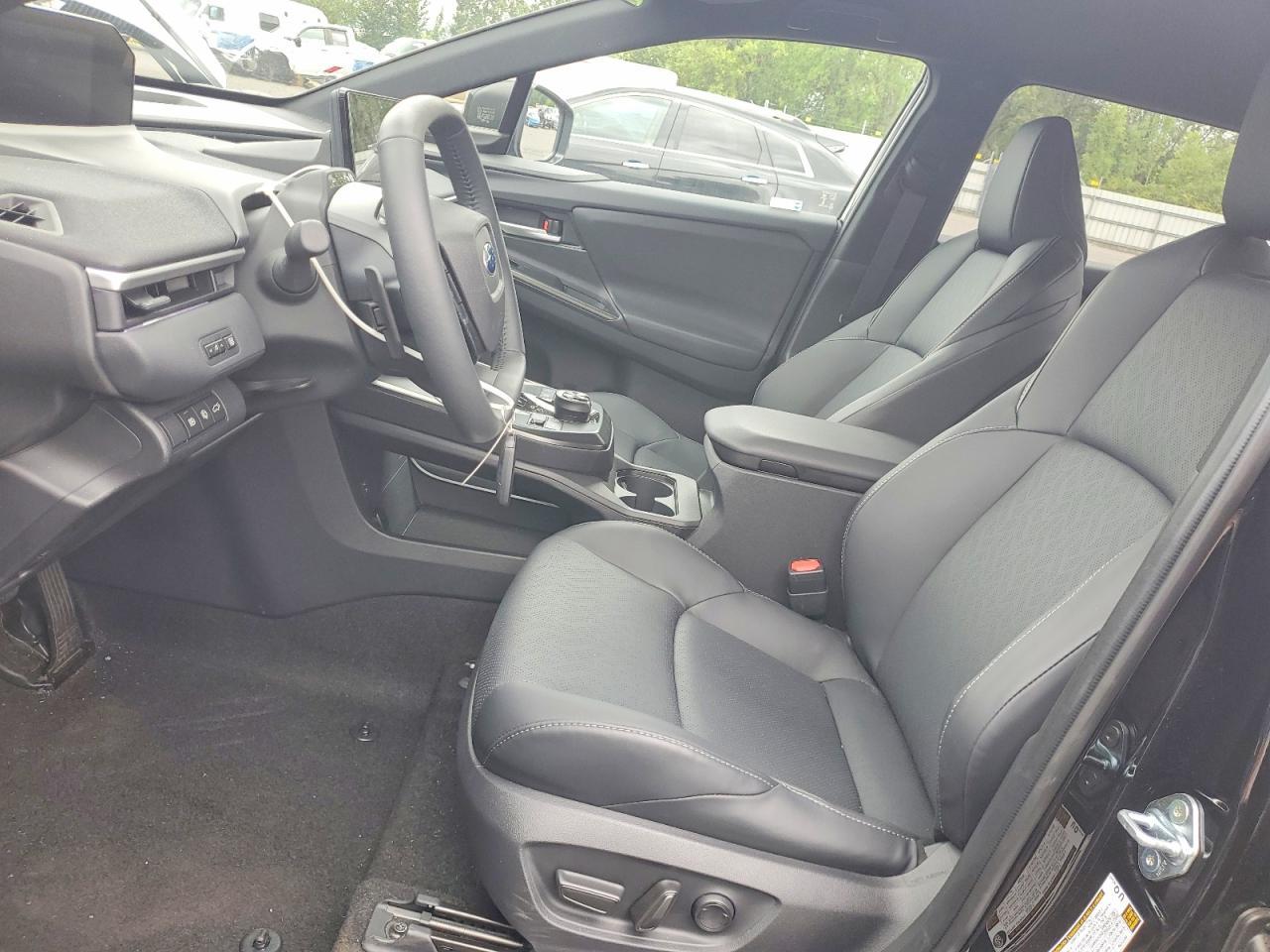 2026 Subaru Solterra Premium - Фото 7