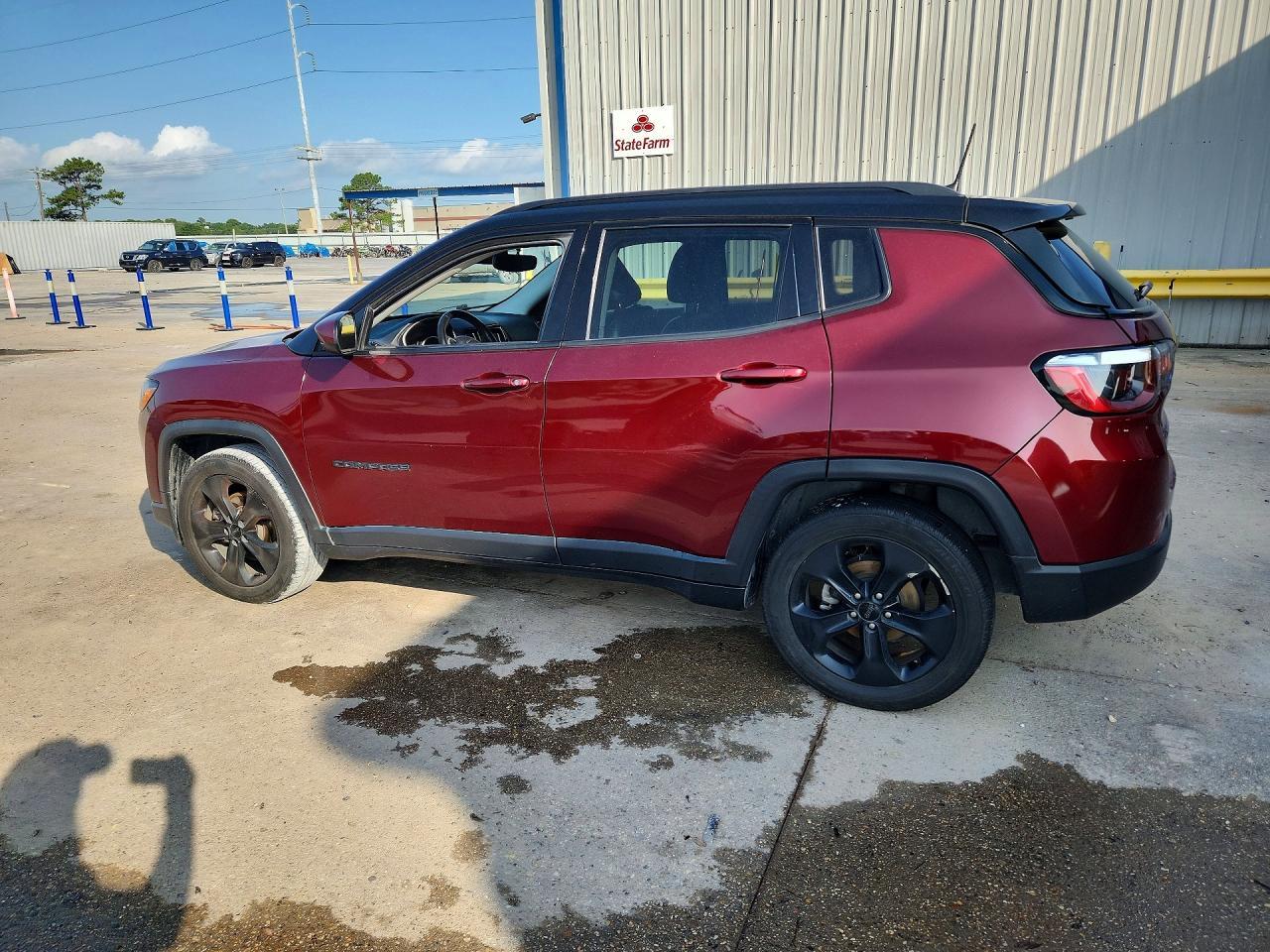 2021 Jeep Compass Latitude - Фото 2