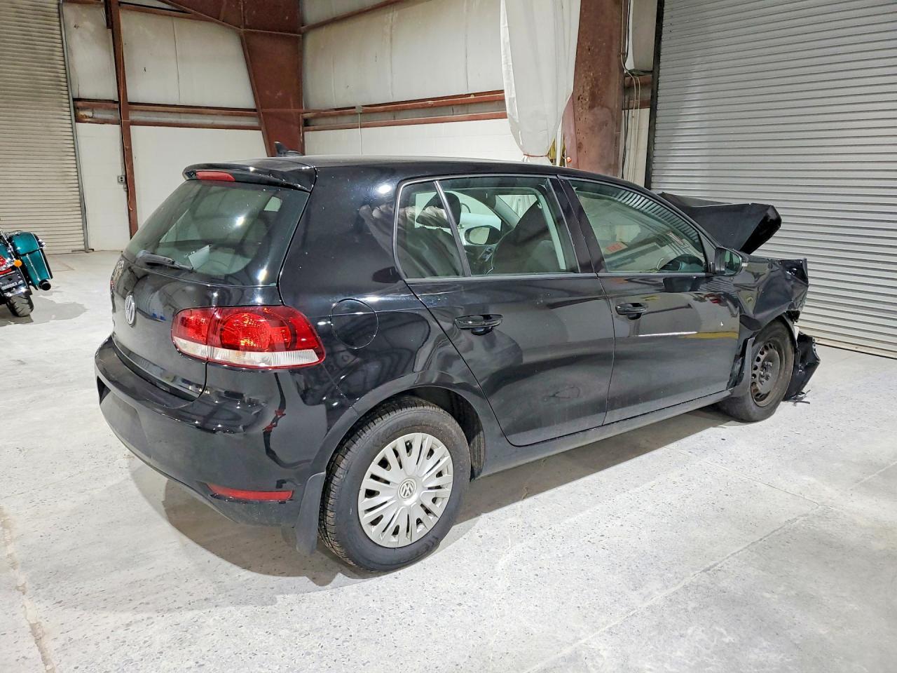 2012 Volkswagen Golf - Фото 3