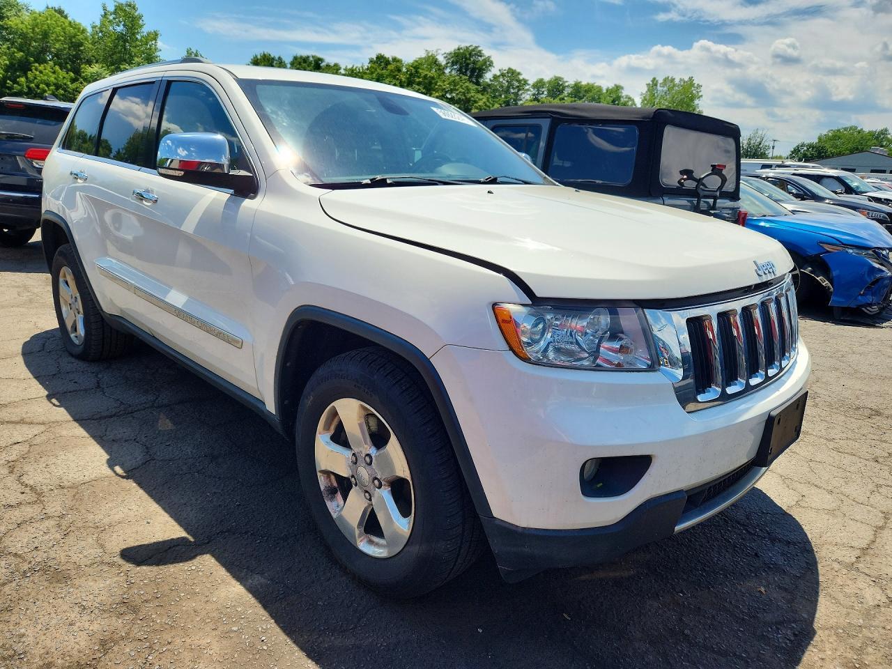 2013 Jeep Grand Cherokee - Image 4