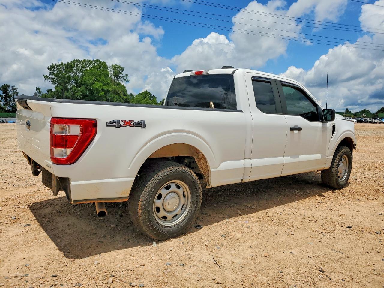 2022 Ford F150 Super Cab - Image 3