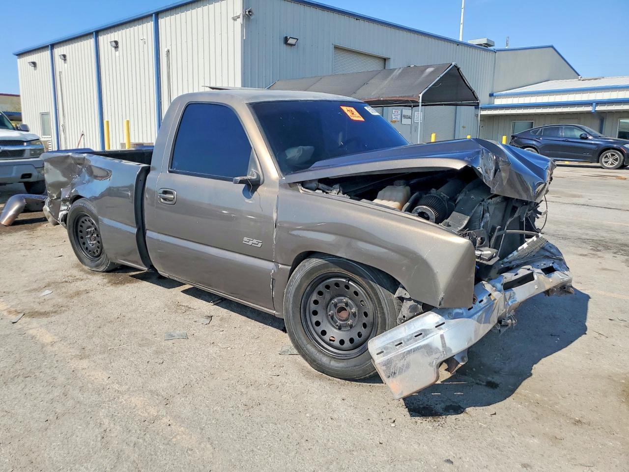 2000 Chevrolet Silverado C1500 - Фото 4