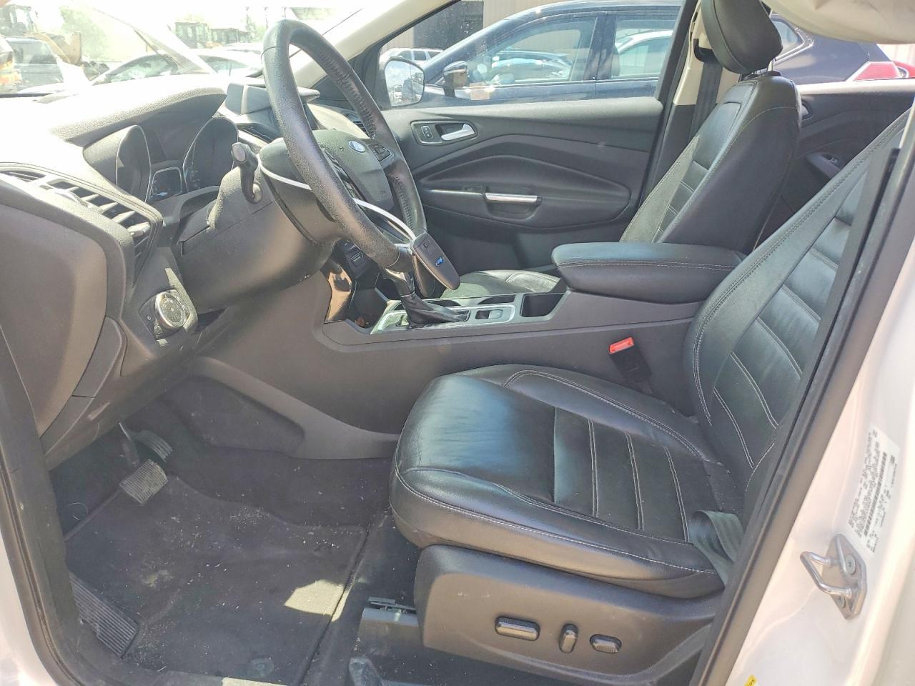 2018 Ford Escape Titanium - Image 7