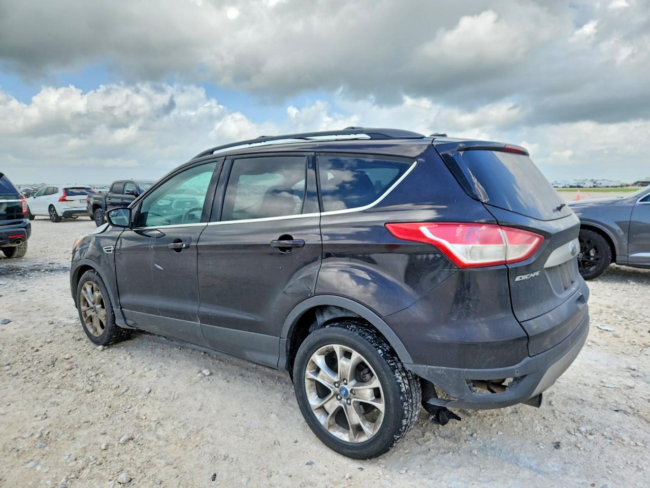2013 Ford Escape Sel - Image 2