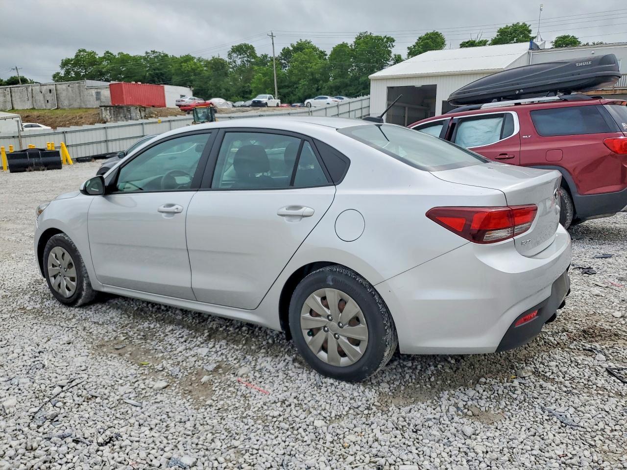 2019 Kia Rio S - Фото 2
