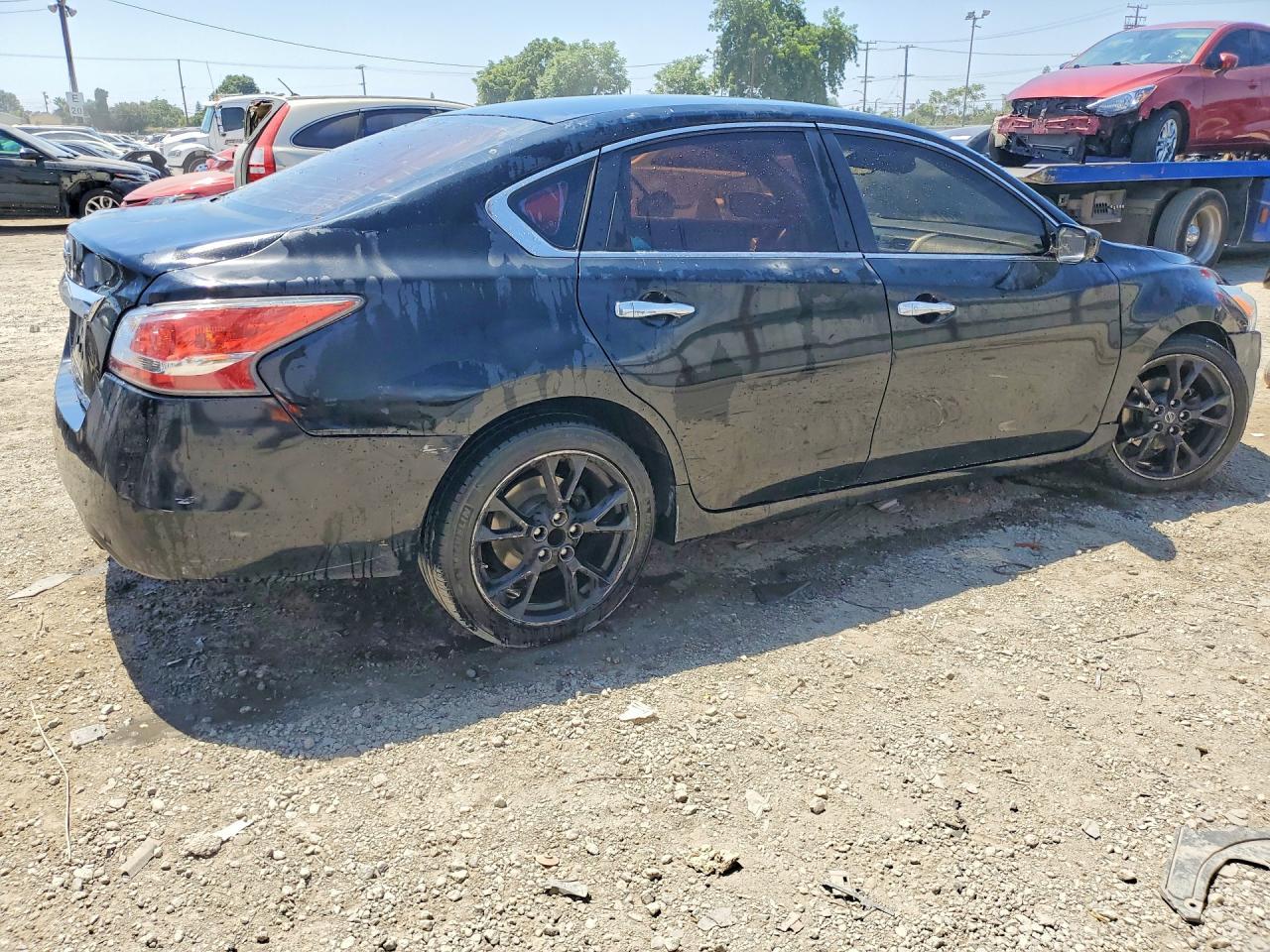 2015 Nissan Altima 2.5 S - Image 3