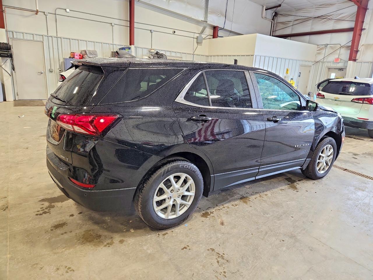 2023 Chevrolet Equinox Lt - Image 3