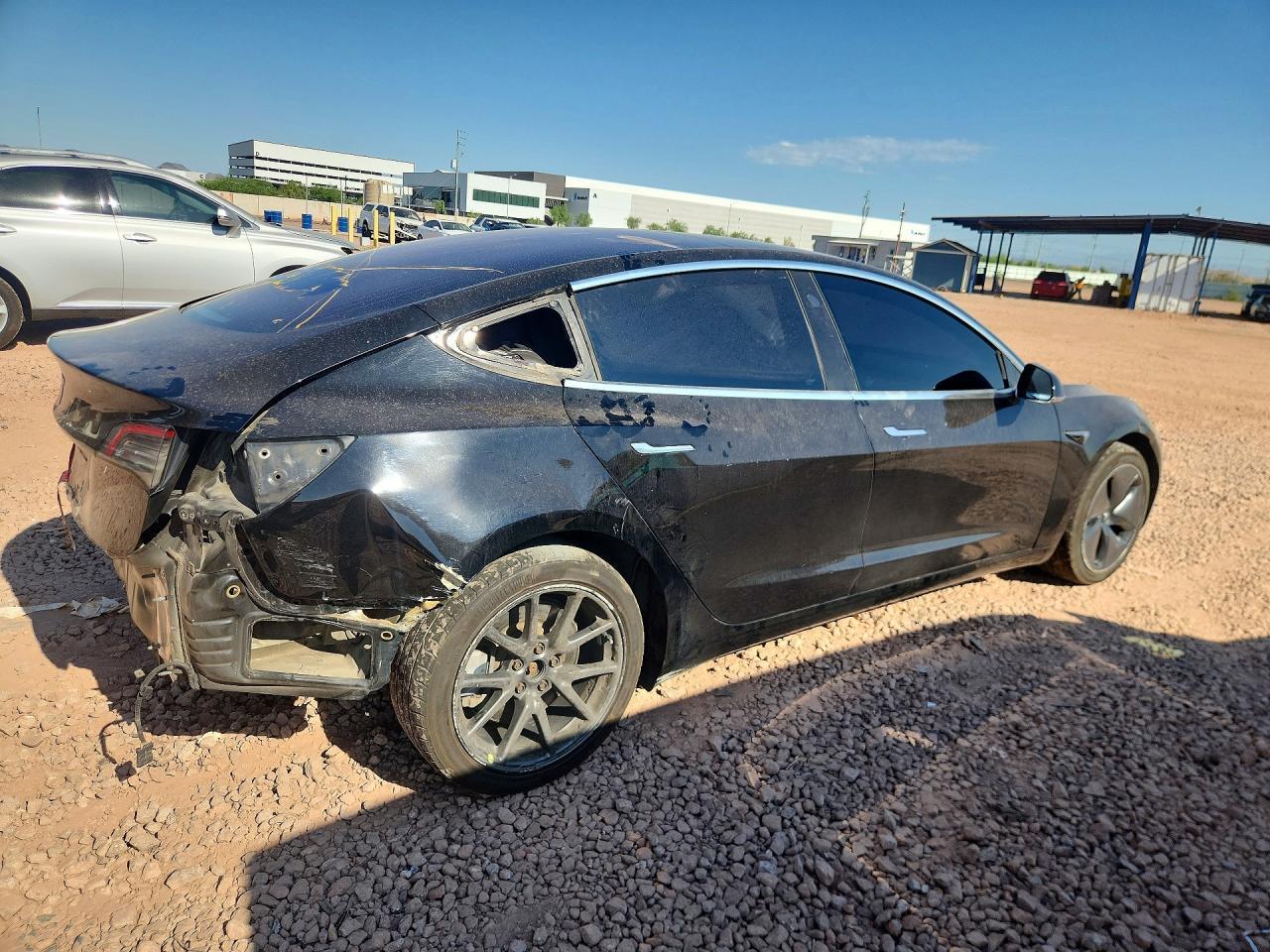 2018 Tesla Model 3 - Фото 3