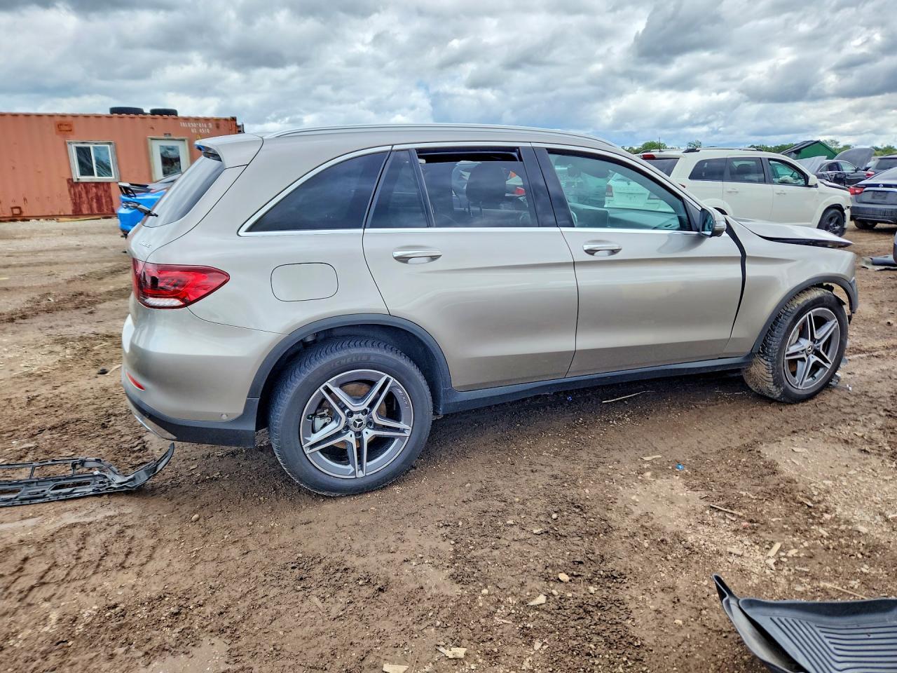 2022 Mercedes-Benz Glc 300 4Matic - Фото 3