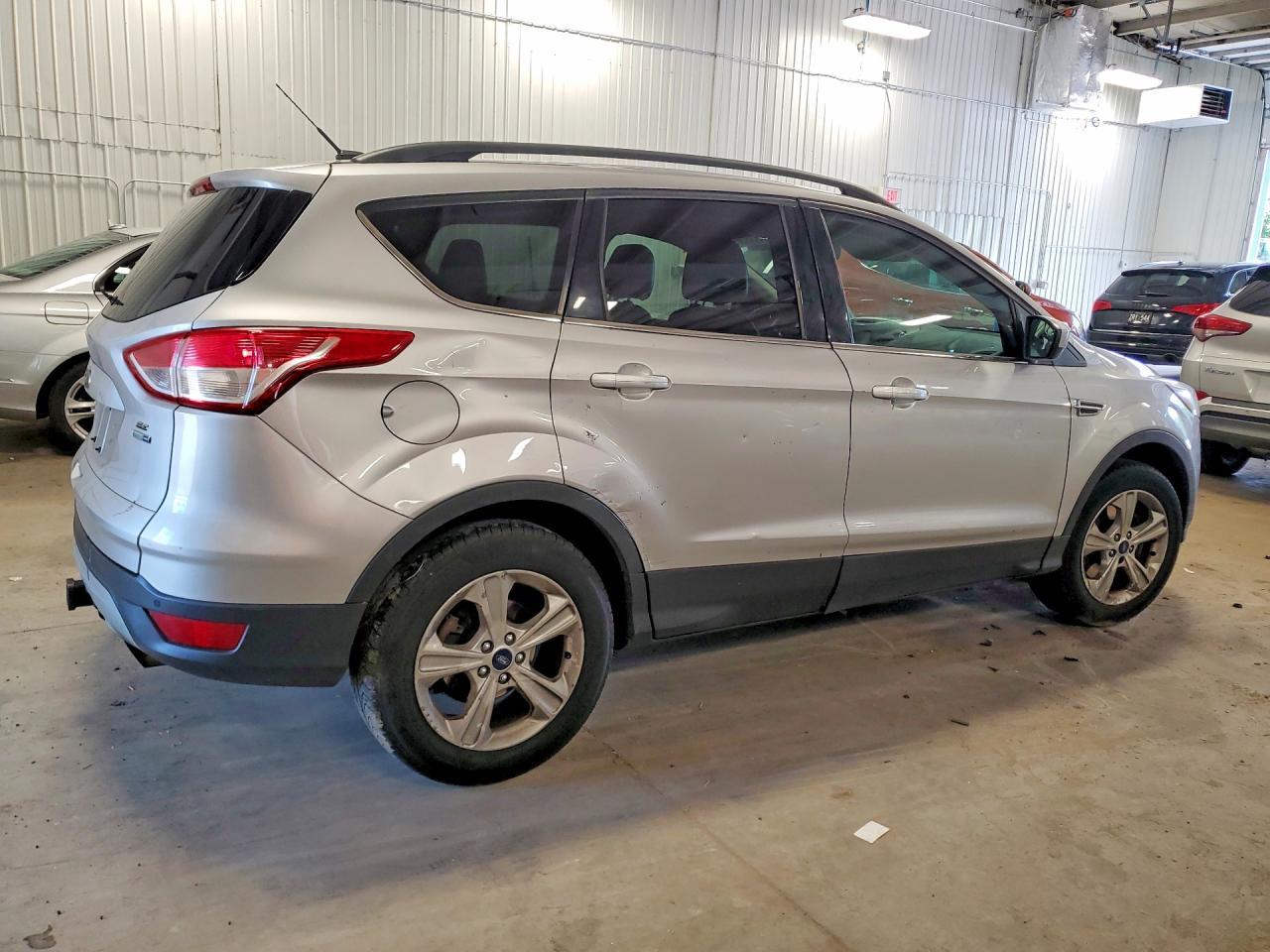 2016 Ford Escape Se - Фото 3