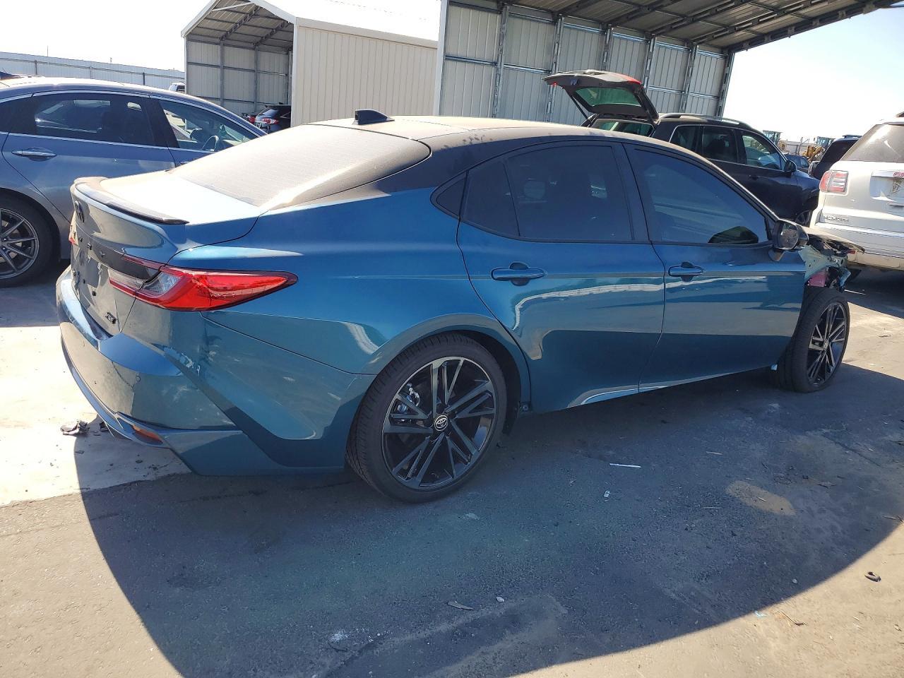 2026 Toyota Camry Xse - Image 3