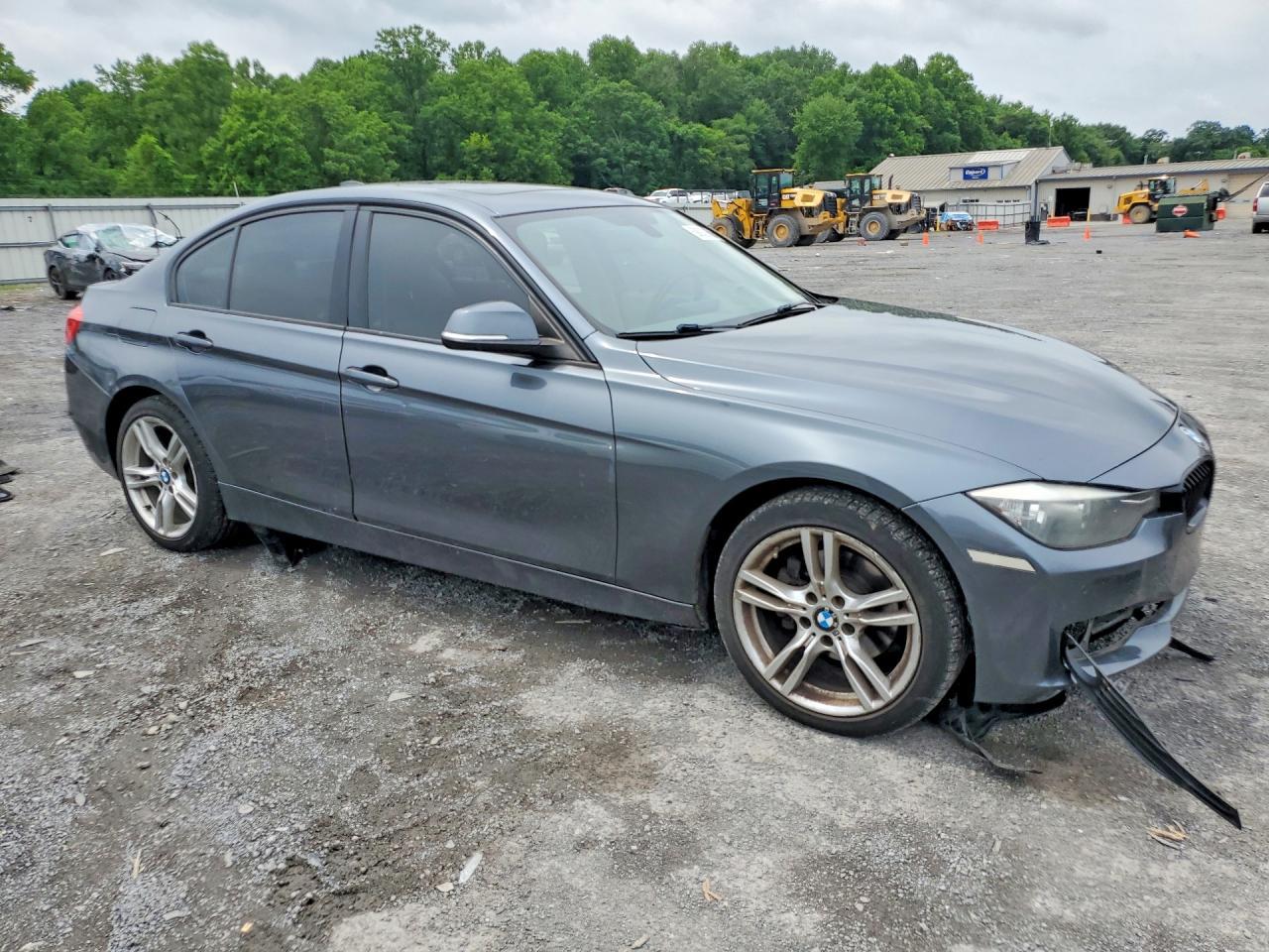 2015 BMW 320 I xDrive - Фото 4