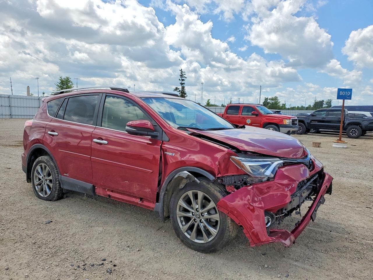 2018 Toyota Rav4 - Image 4