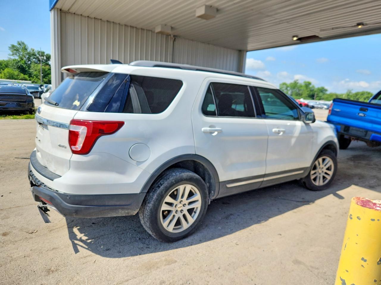 2018 Ford Explorer - Фото 3