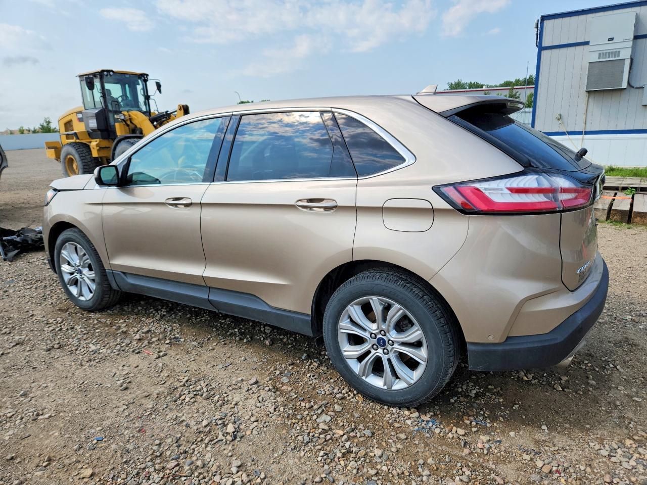2020 Ford Edge Titanium - Фото 2