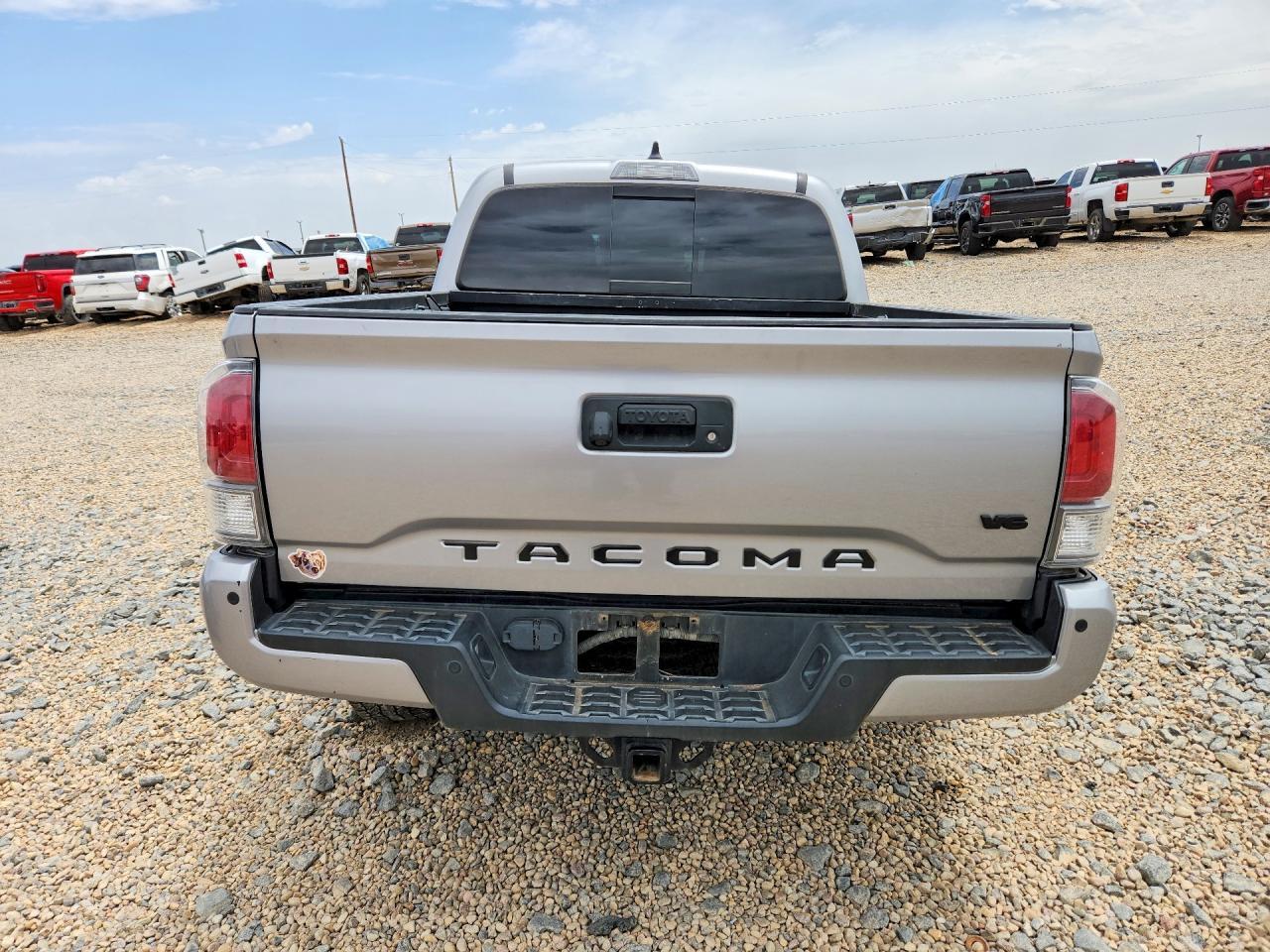 2021 Toyota Tacoma Trd Off-Road - Image 6
