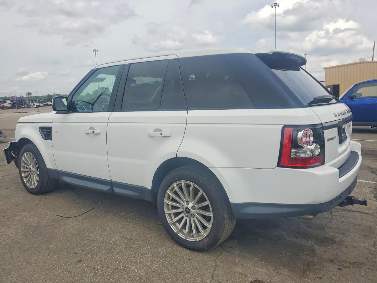 2013 Land Rover Range Rover Sport Hse - Image 2