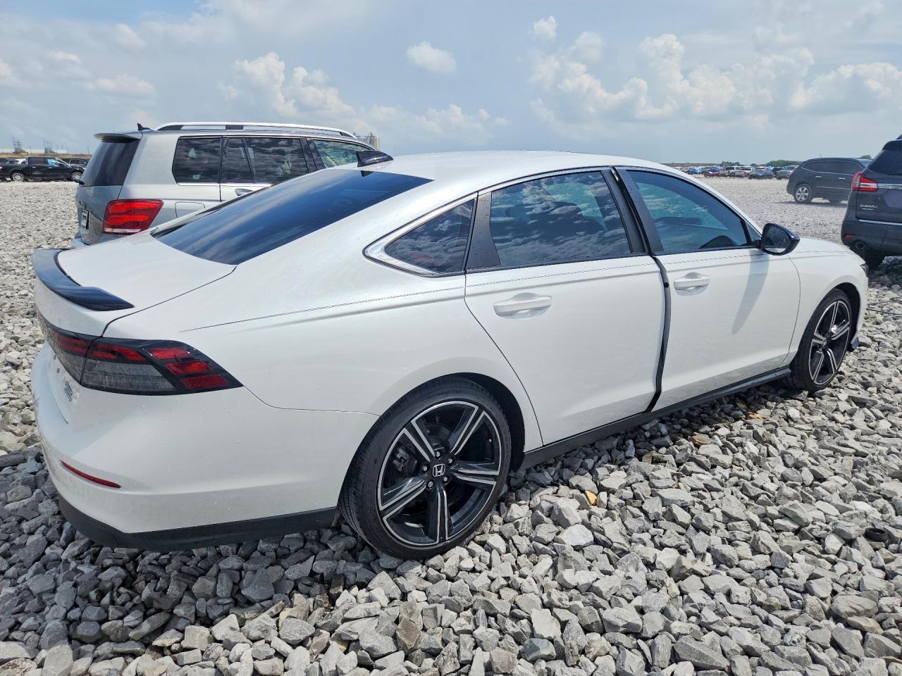 2025 Honda Accord Hybrid Sport - Фото 3