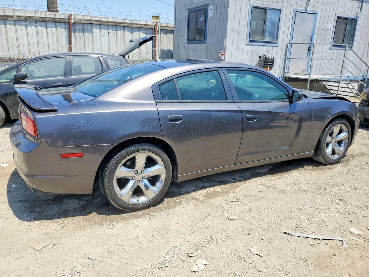 2013 Dodge Charger Sxt - Image 3
