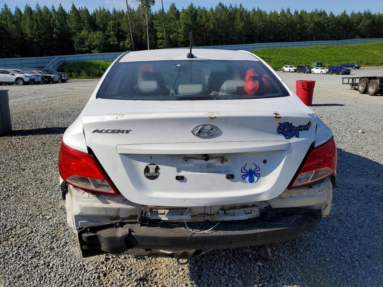 2015 Hyundai Accent Gls - Image 6