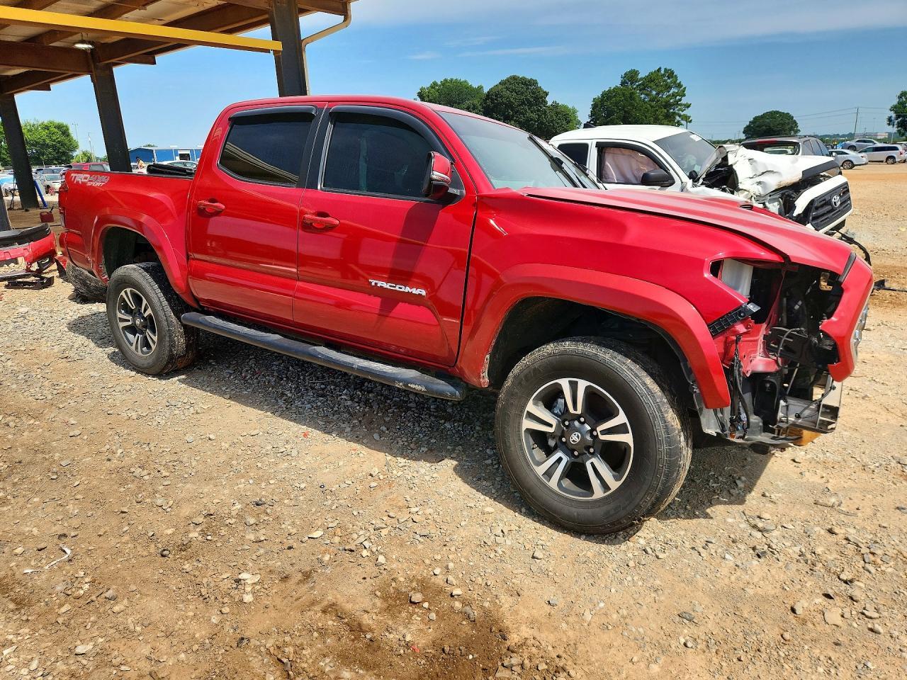 2019 Toyota Tacoma Trd Sport - Image 4