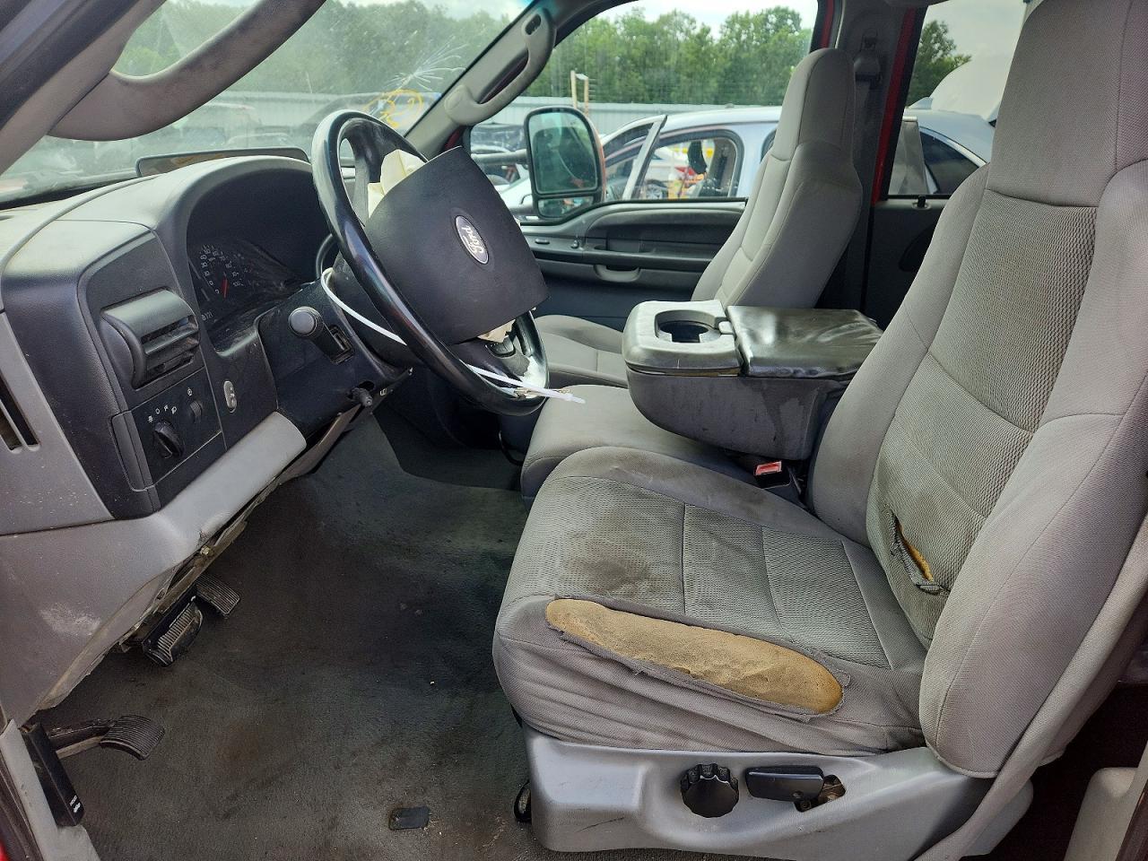 2005 Ford F250 Super Duty - Image 7