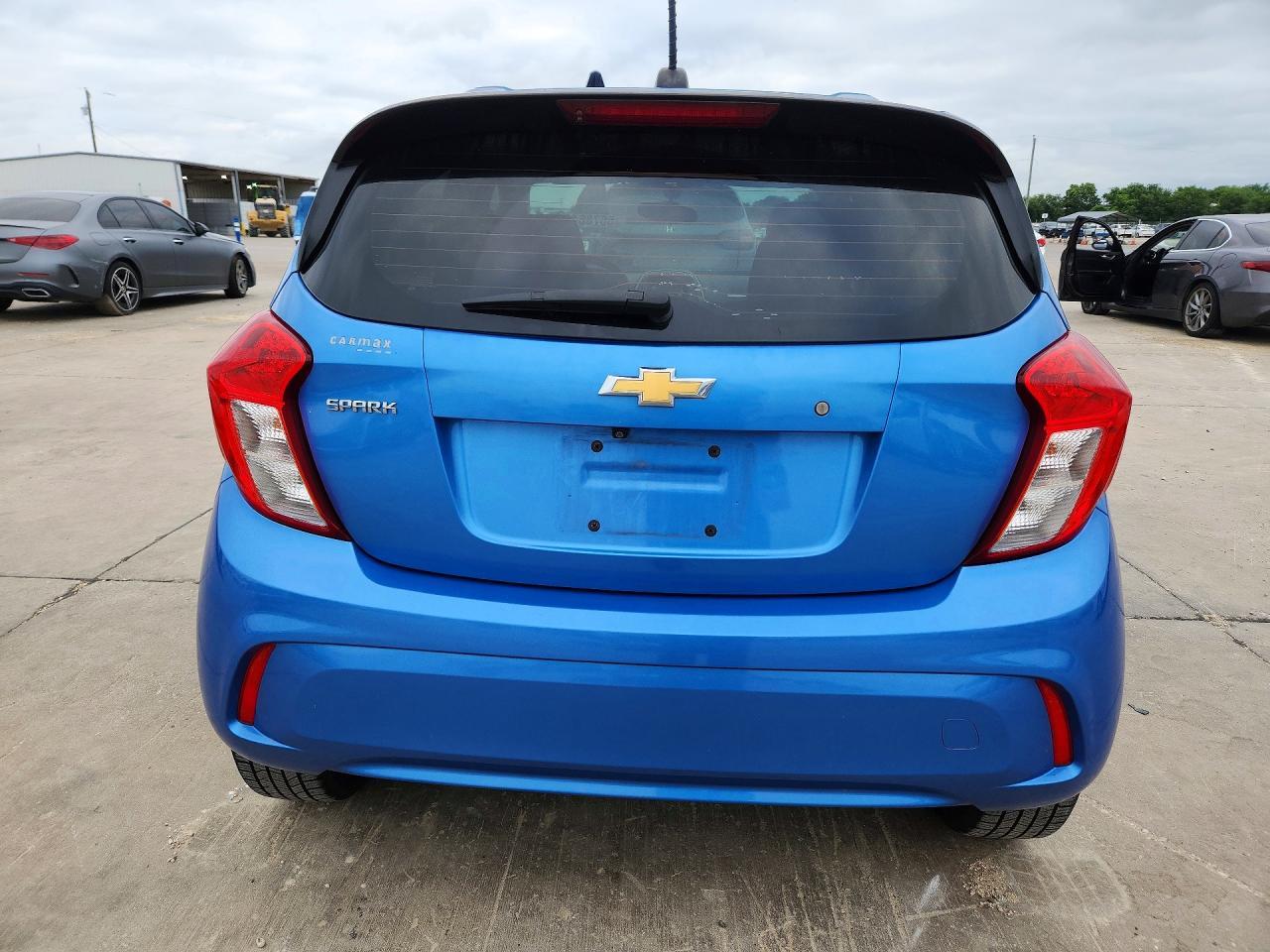 2017 Chevrolet Spark Ls - Image 6
