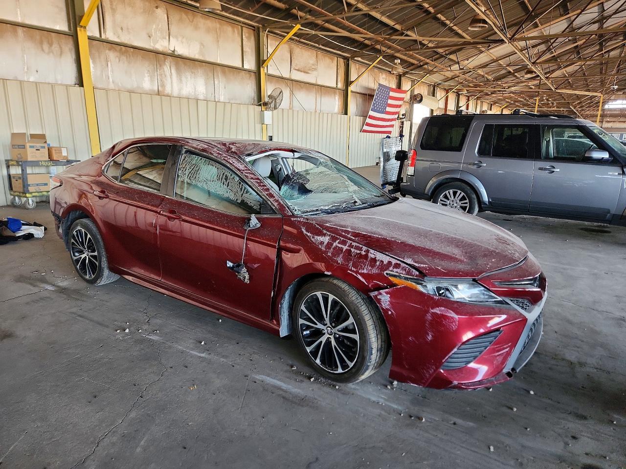 2018 Toyota Camry Se - Фото 4