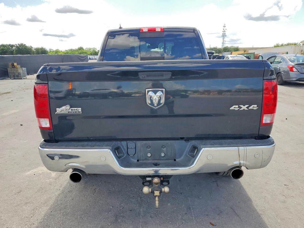 2019 Ram 1500 Classic Slt - Image 6
