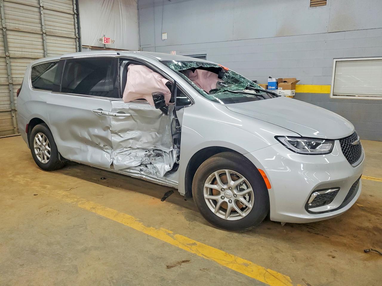2026 Chrysler Pacifica Select - Фото 4