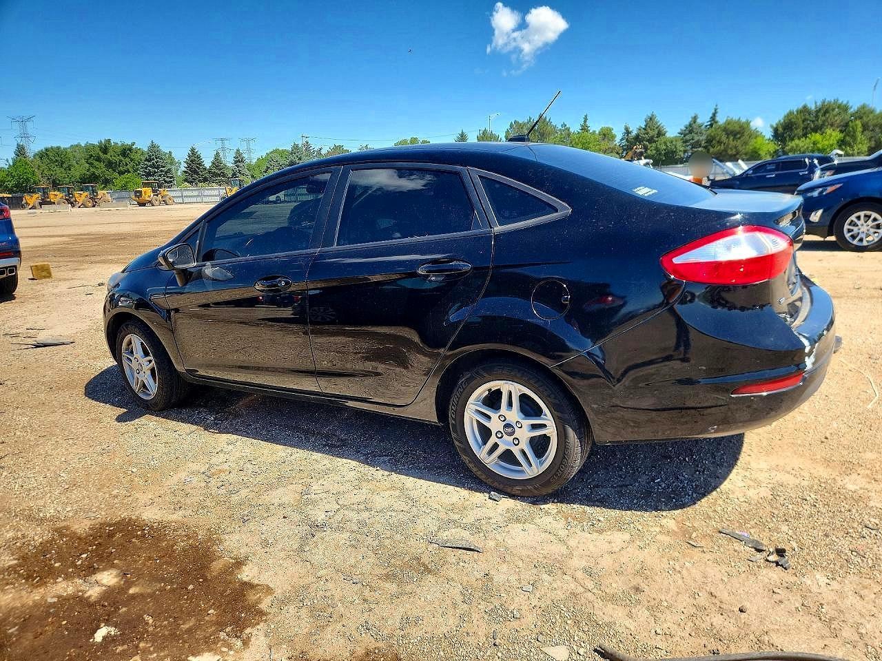 2018 Ford Fiesta Se - Фото 2