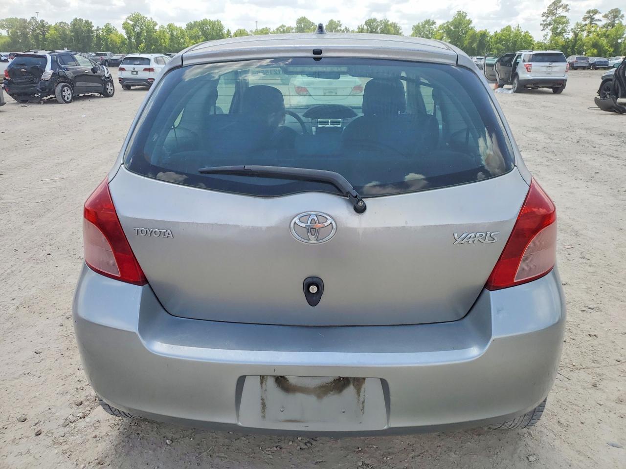 2008 Toyota Yaris - Image 6